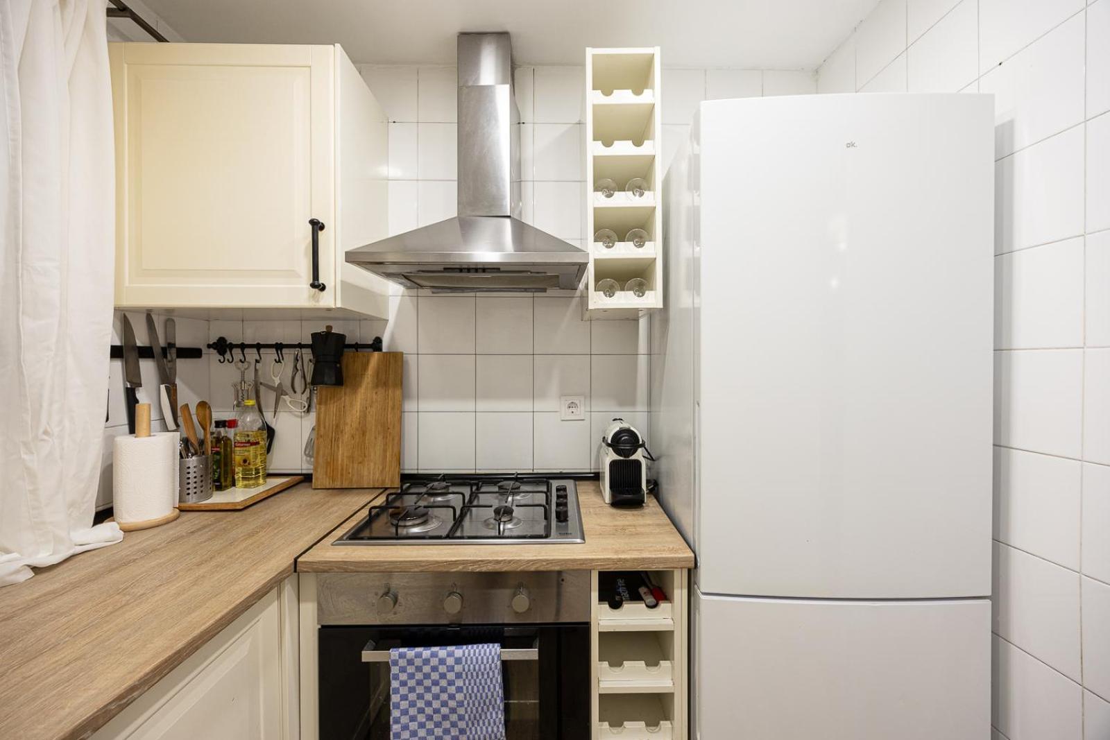 Vintage 3 Bdr Apartment Есплуґес-де-Льобреґат Екстер'єр фото